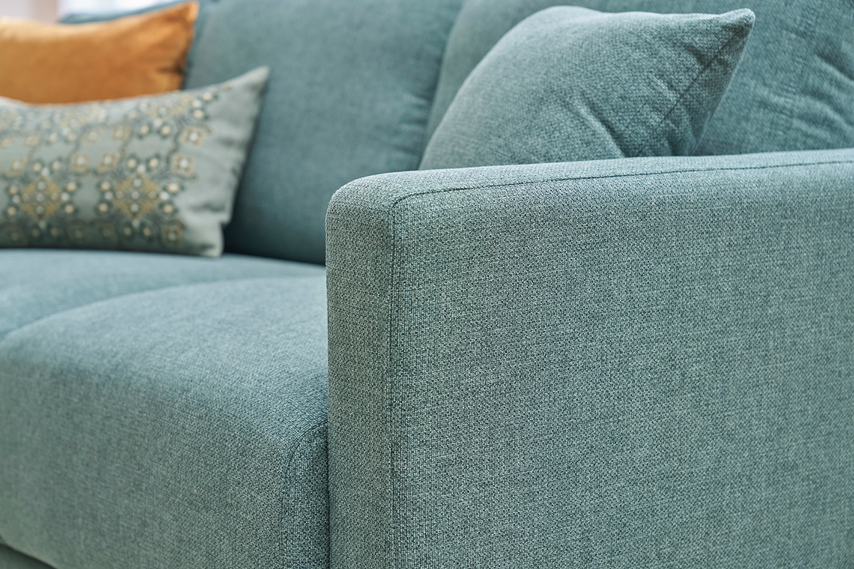 Canap� 3 places en tissu vert de gris et bois clair MUNIK