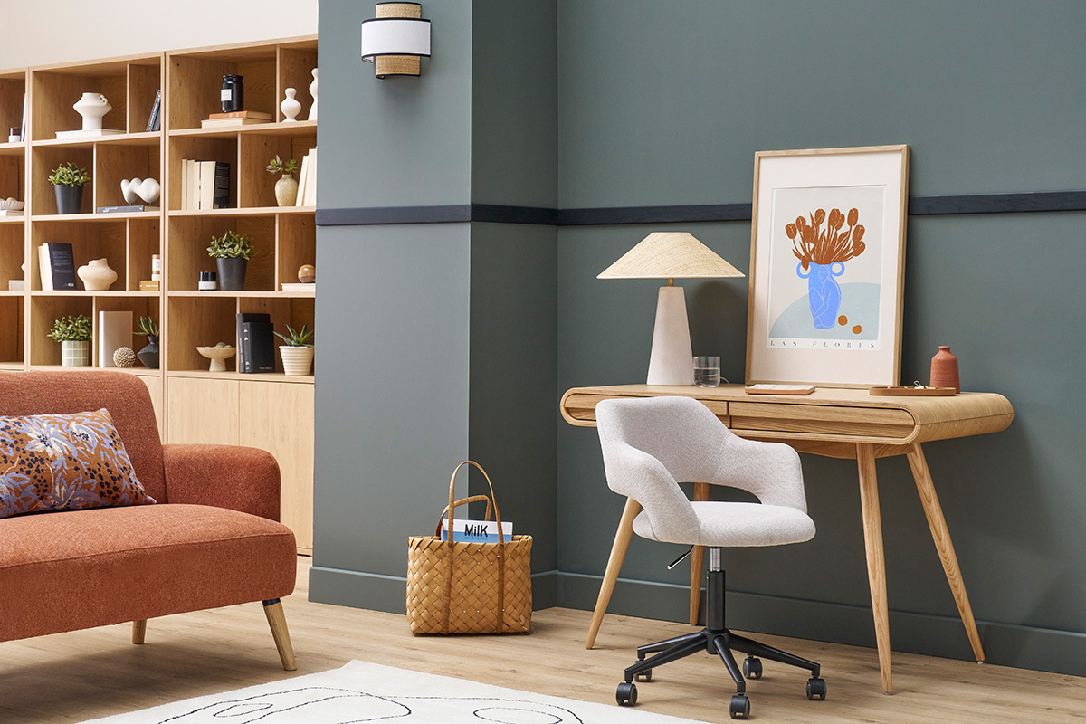 Chaise de bureau � roulettes design en tissu effet velours textur� beige et m�tal noir JESSY