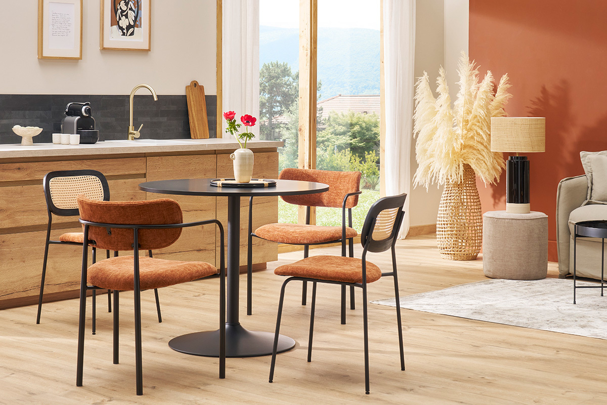 Chaises en tissu effet velours textur� terre br�l�e et m�tal noir (lot de 2) SWIFT