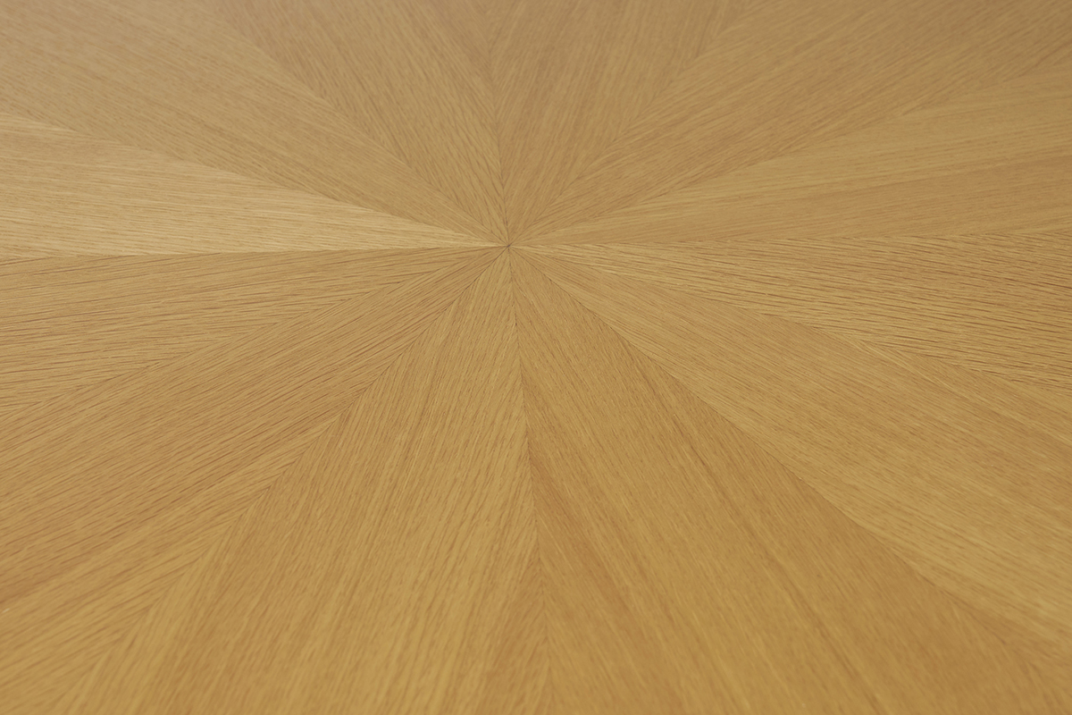 Table � manger ronde en bois clair ch�ne D137 cm DITA