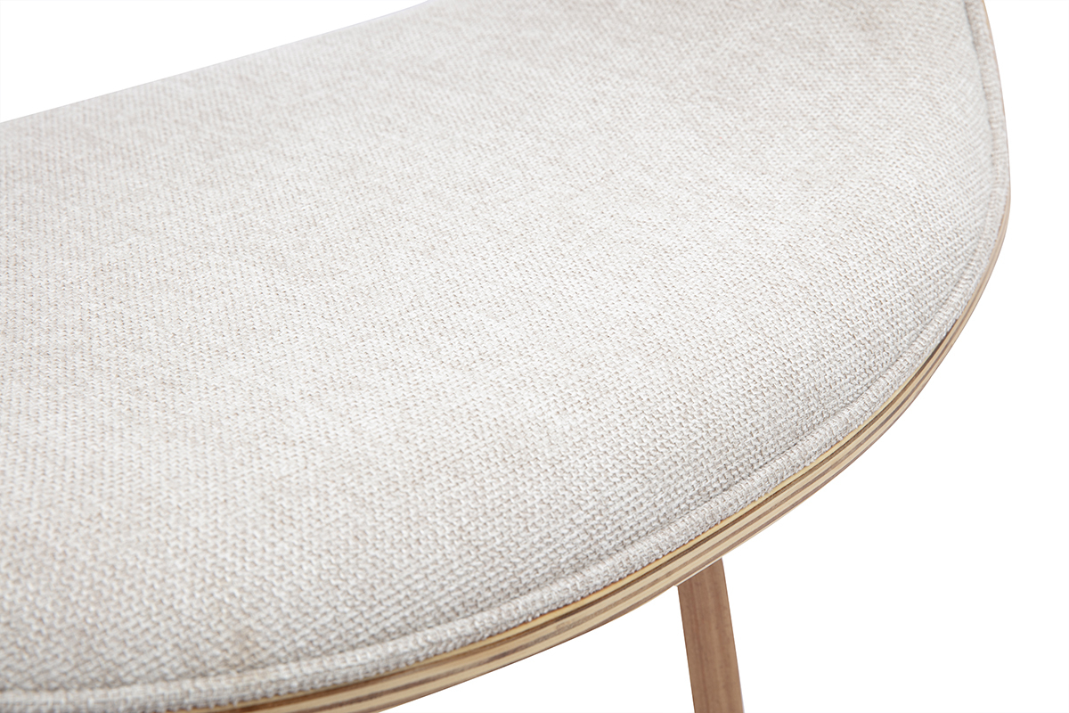 D�tail de l'assise en tissu beige du tabouret de bar ARAMIS, vue de dessus.